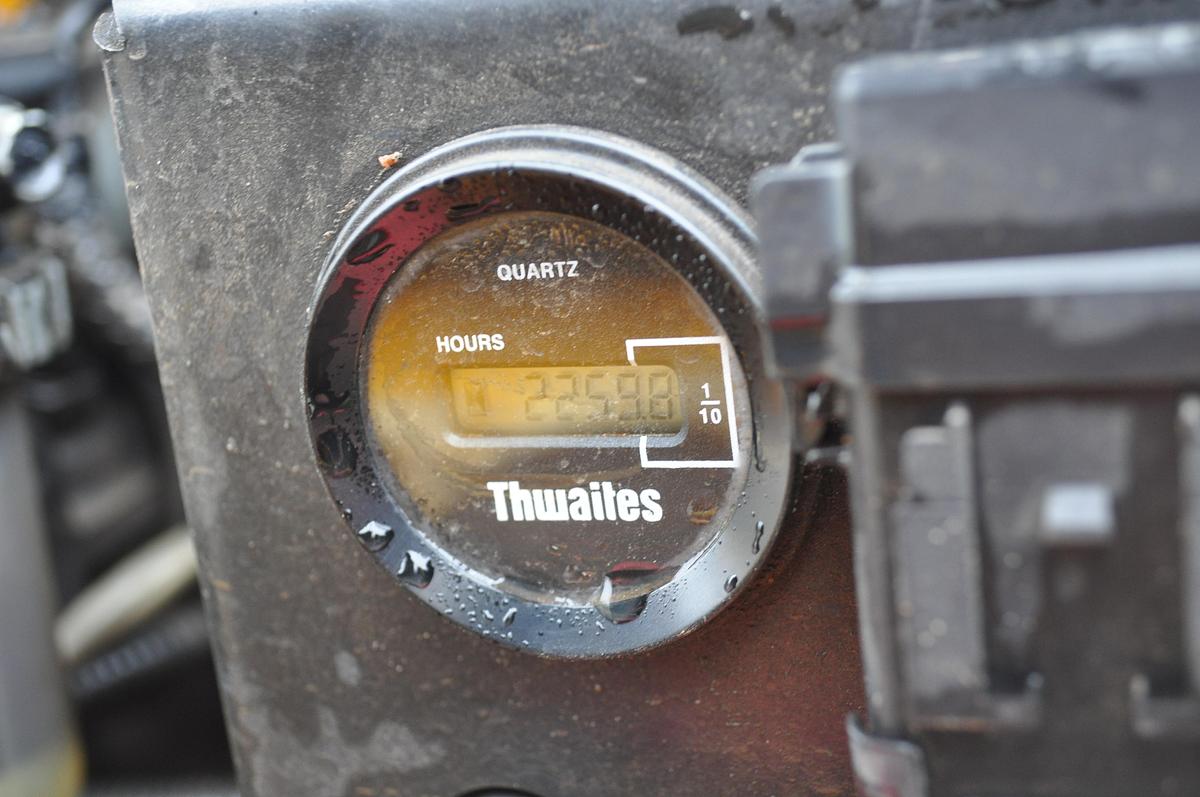 Used 2016 THWAITES 1T HI-TIP DUMPER
