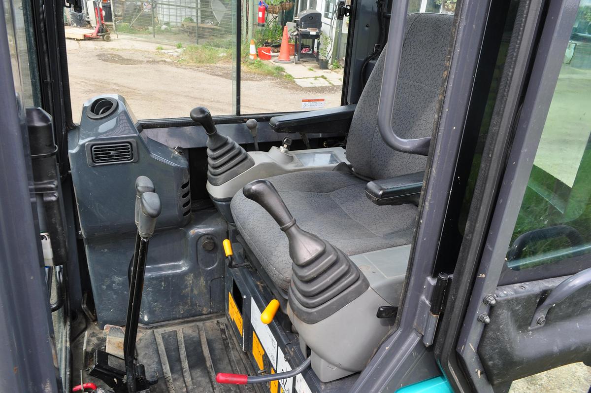 Used 2020 KOBELCO SK17SR-3E