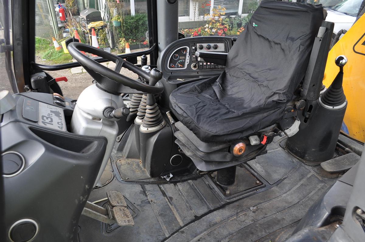 Used 2009 JCB 3CX SITEMASTER