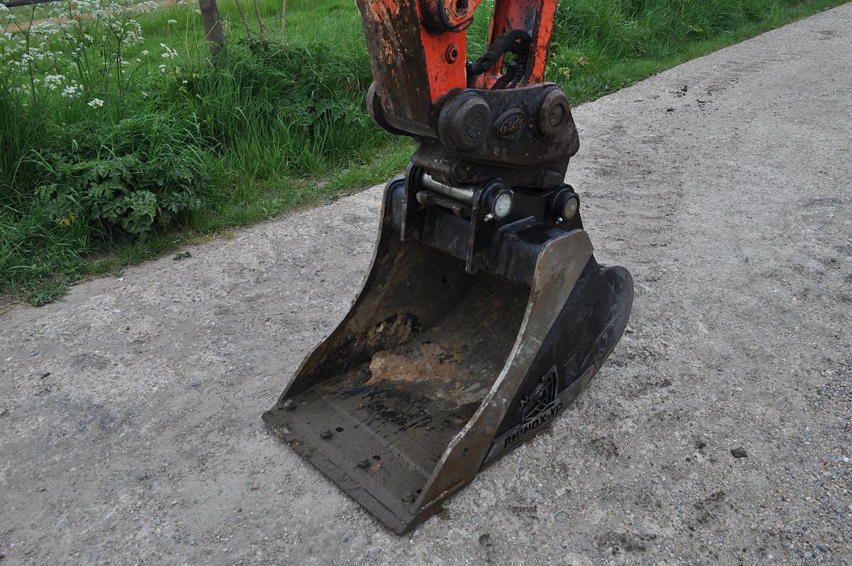 Used 2017 KUBOTA KX080-4a
