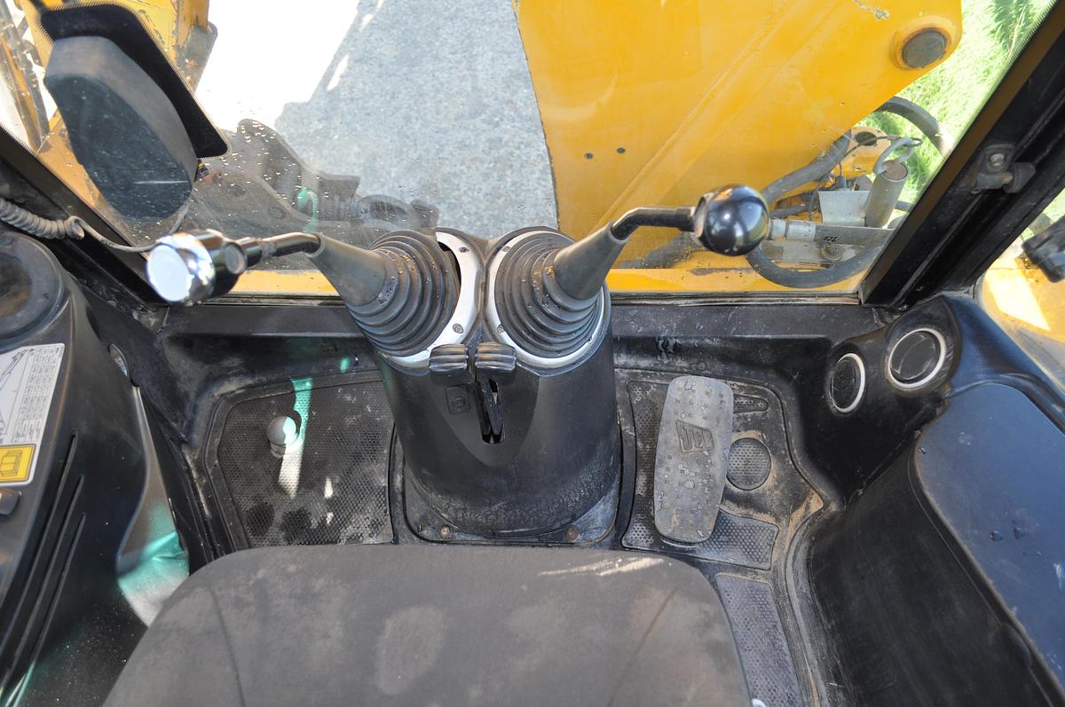 Used 2014 JCB 3CX SITEMASTER