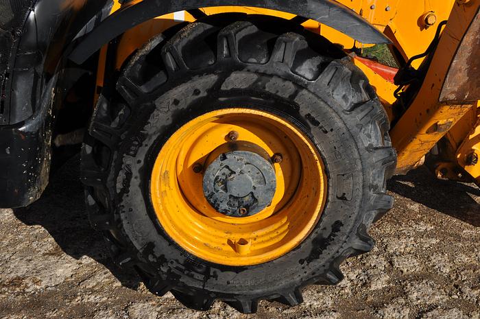 Used 2010 JCB 535-125