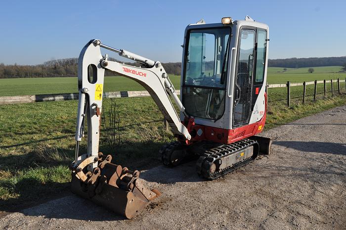 Used 2016 TAKEUCHI TB216
