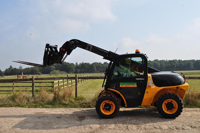 Used JCB 520-40
