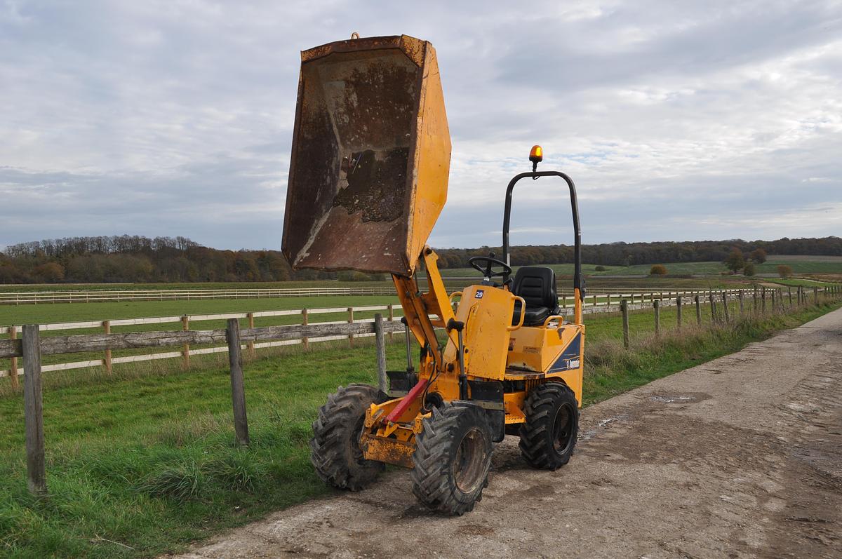 Used 2014 THWAITES MACH201 1T HIGH-TIP DUMPER