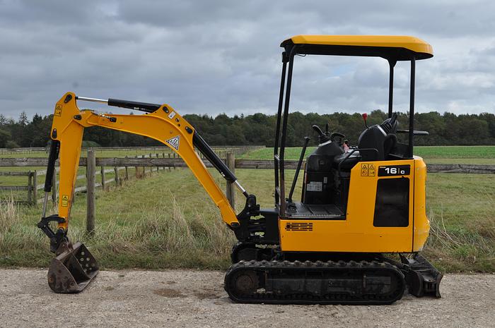 Used 2020 JCB 16C-1
