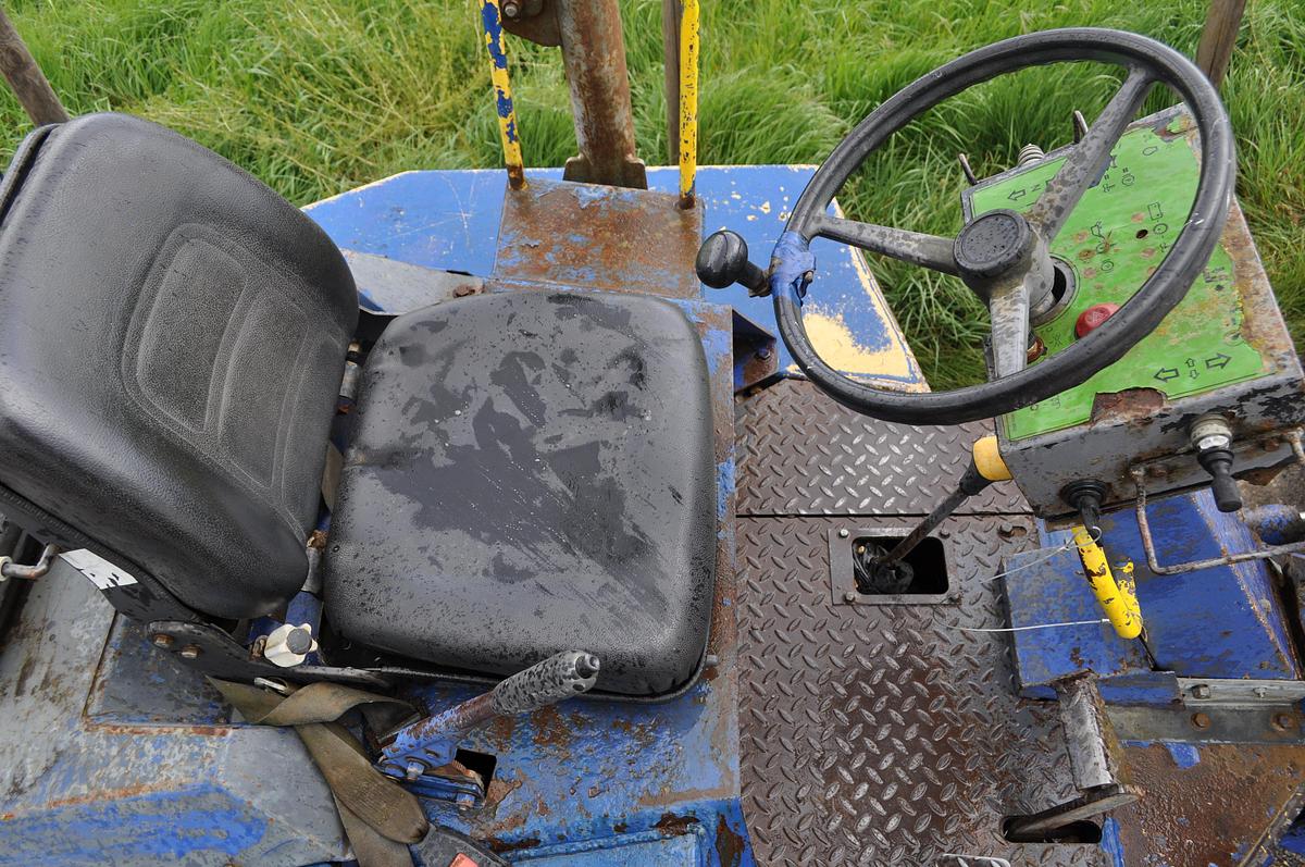 Used 2008 BENFORD 6T SWIVEL DUMPER DS060S-011395