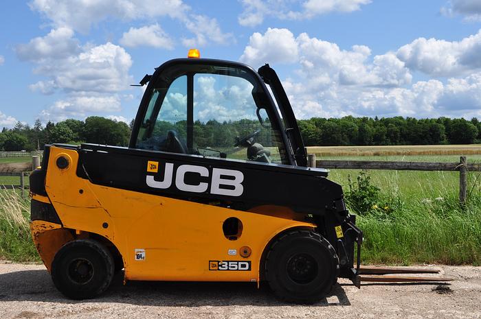 Used 2011 JCB TLT35D