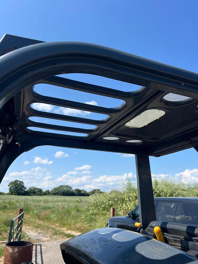 Used 2003 TOYOTA 02-7FDF30