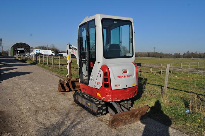 Used 2016 TAKEUCHI TB216