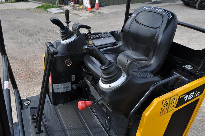 Used 2020 JCB 16C-1
