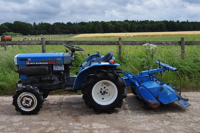 Used MITSUBISHI D1450FD