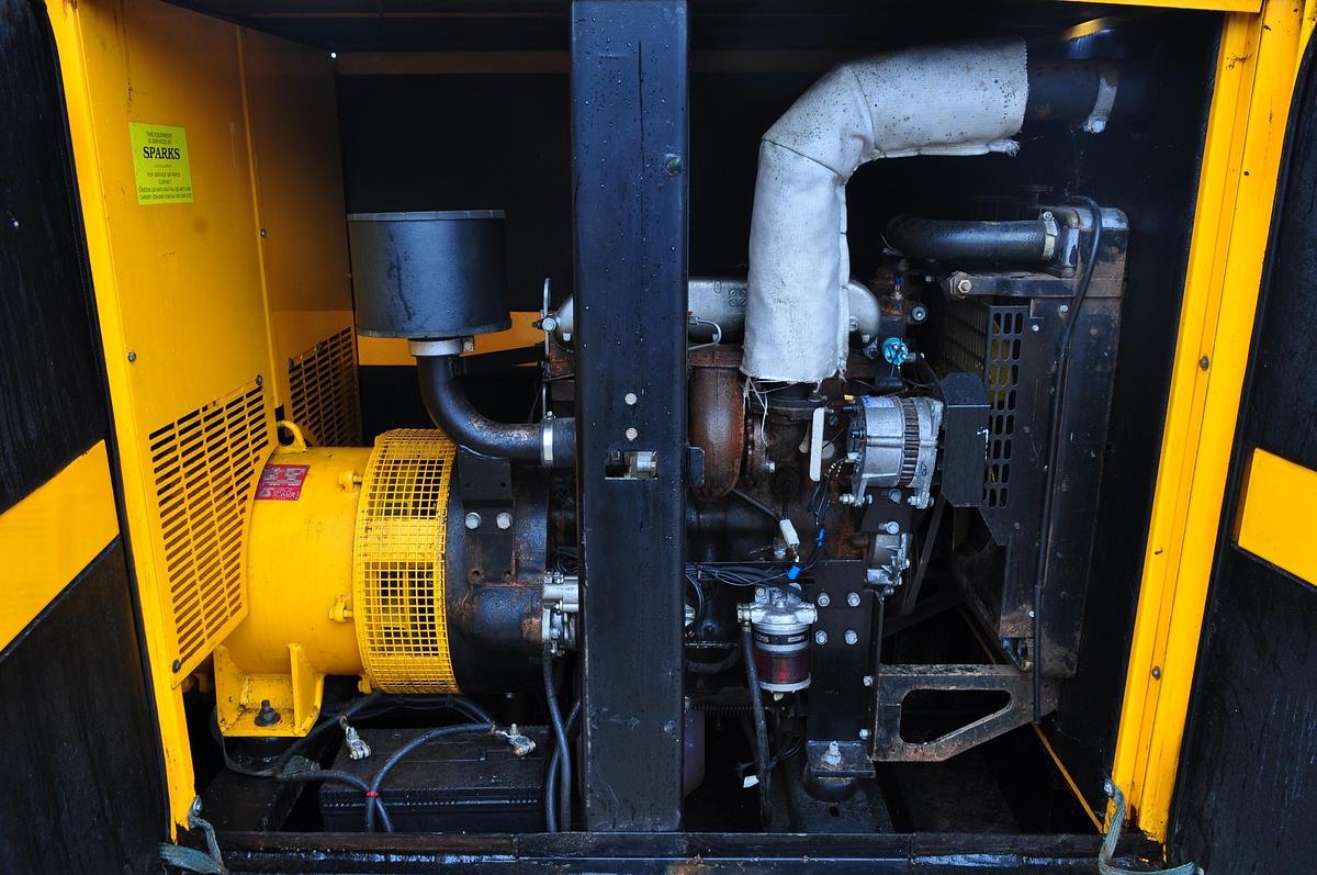 Used 1993 GROUPE ELECTROGENE PERKINS NS 60KVA