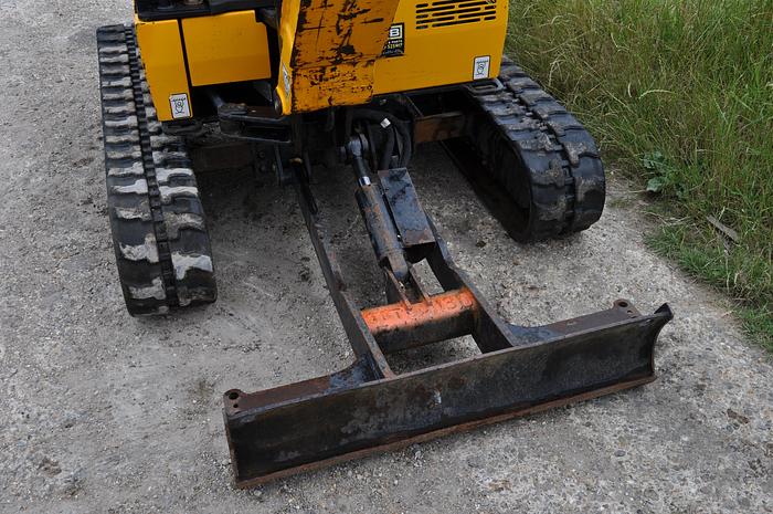 Used 2018 JCB 18Z-1