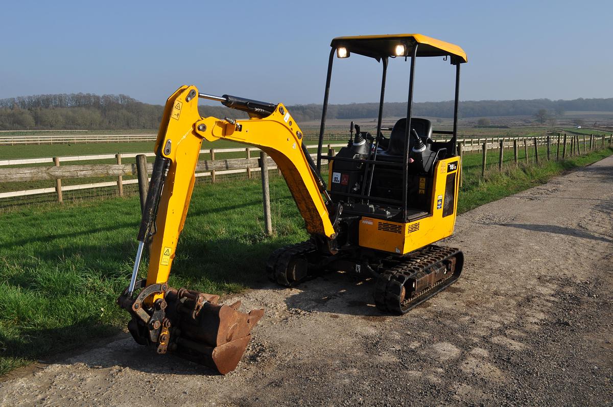 Used 2020 JCB 16C-1 T3