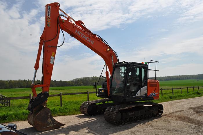 Used 2016 HITACHI ZX130LCN-6