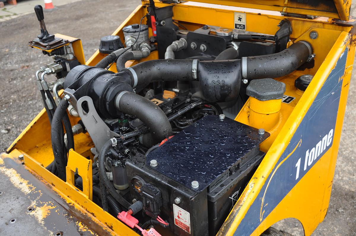 Used 2016 THWAITES 1T HI-TIP DUMPER