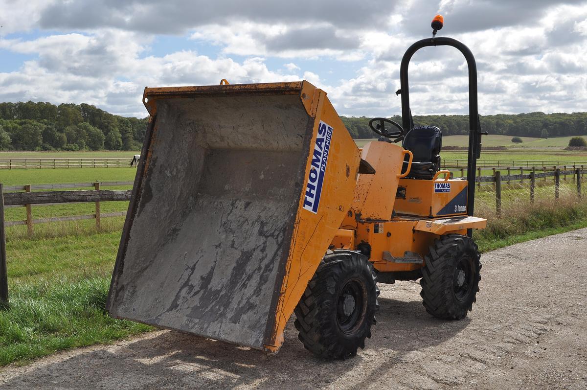 Used 2017 THWAITES MACH581 3T STRAIGHT TIP DUMPER