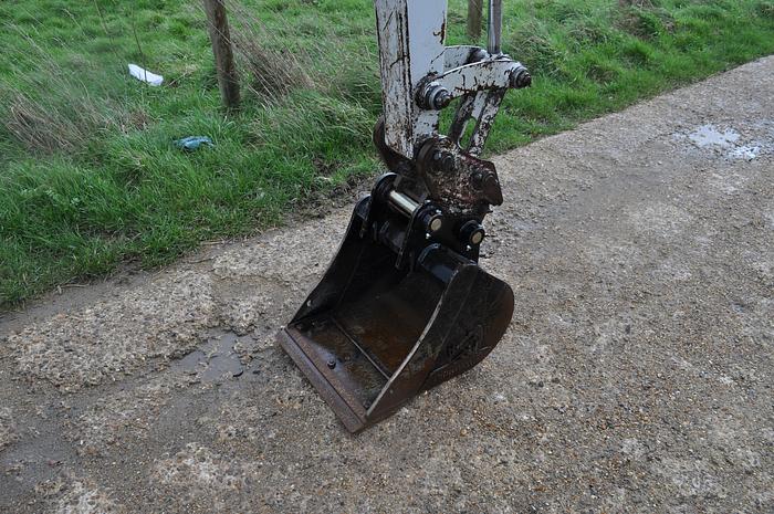 Used 2002 TAKEUCHI TB125