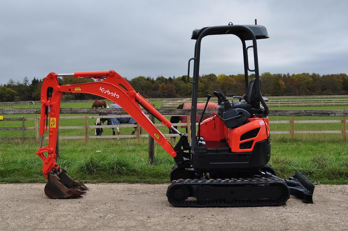 Used 2016 KUBOTA U17-3a