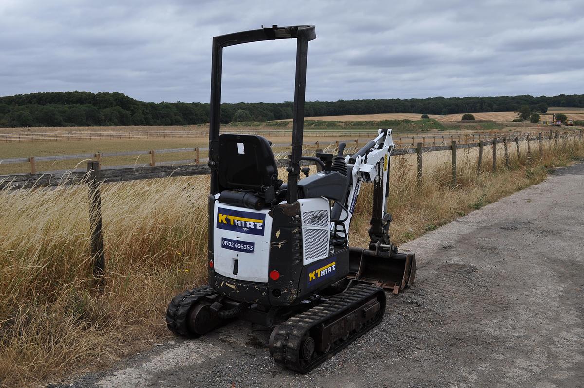 Used 2021 BOBCAT E10Z