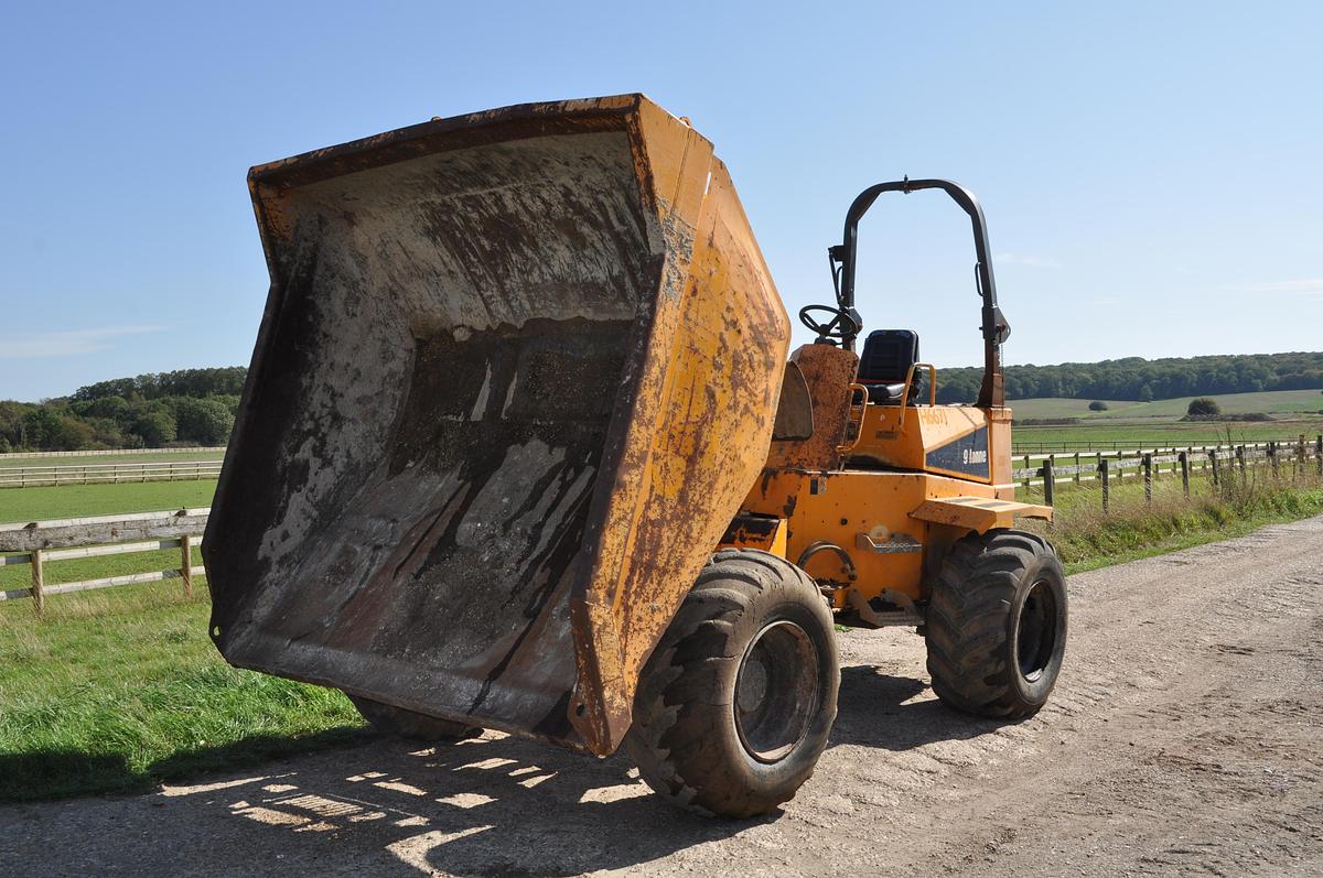 Used 2015 THWAITES MACH690 9T STRAIGHT TIP