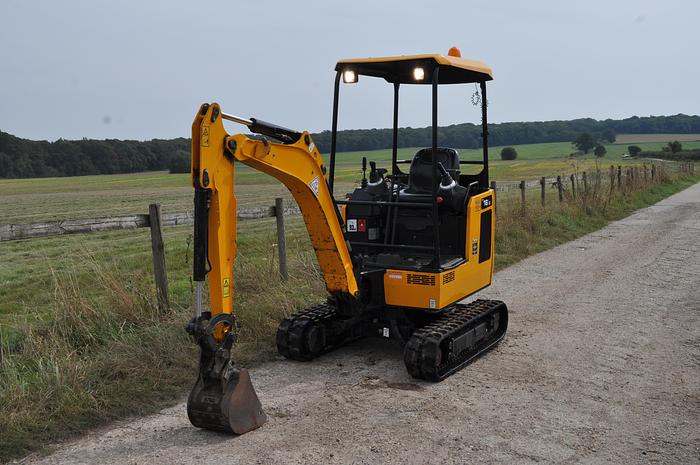Used 2020 JCB 16C-1