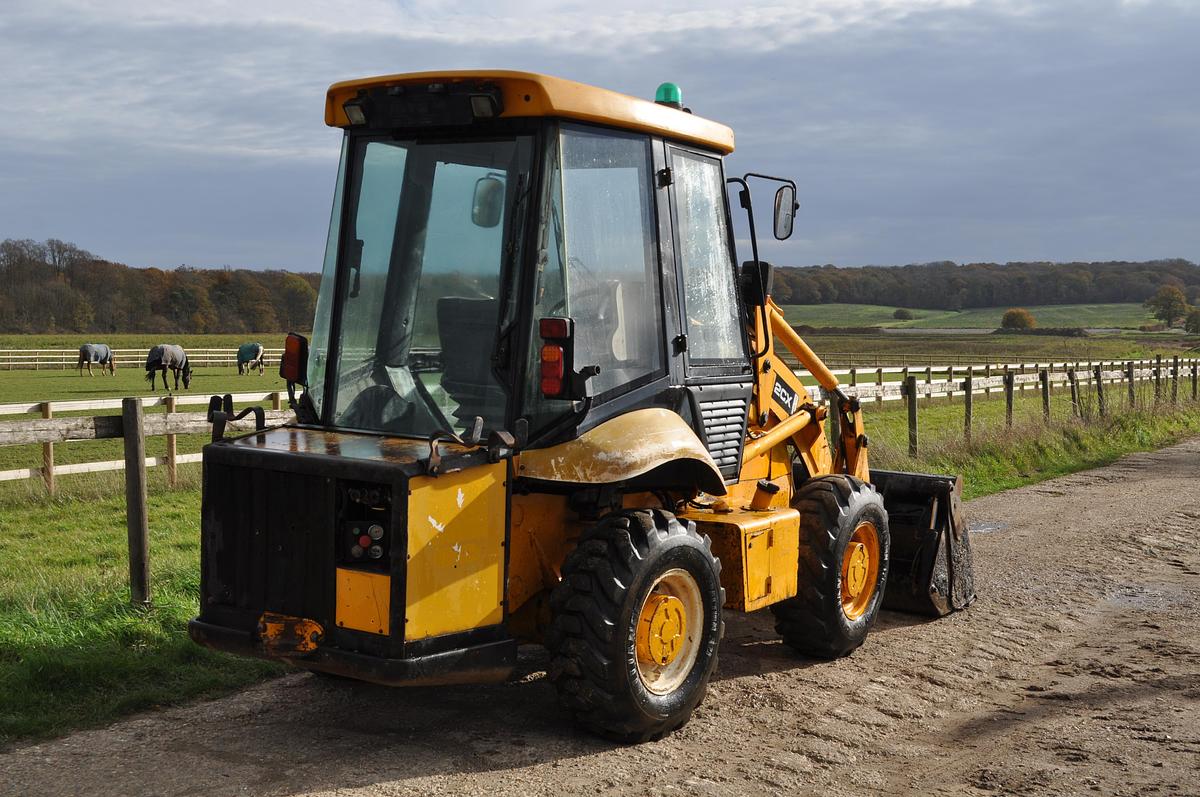 Used 2004 JCB 2CX AIRMASTER