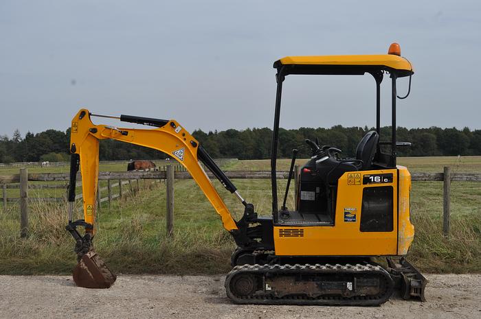 Used 2020 JCB 16C-1