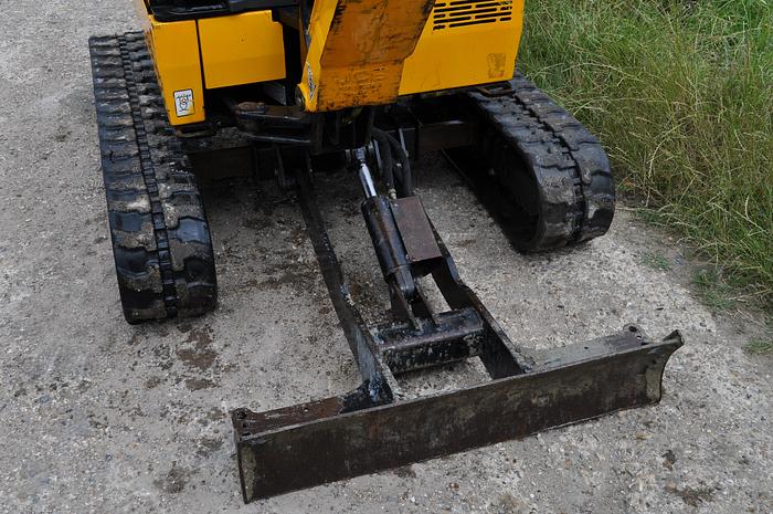 Used 2018 JCB 18Z-1