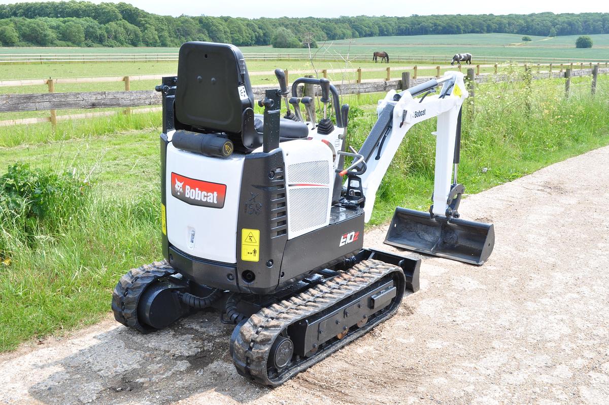 Used 2010 BOBCAT E10