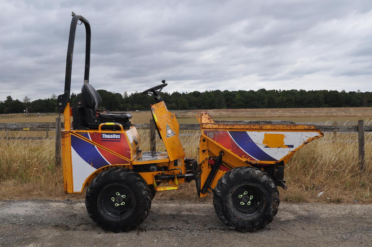 Used 2018 THWAITES MACH201 1T HI-TIP
