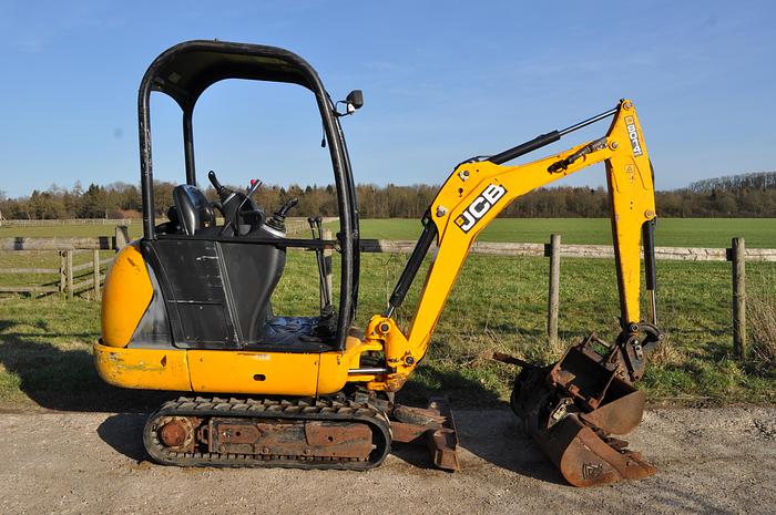 Used 2015 JCB 8014 CTS