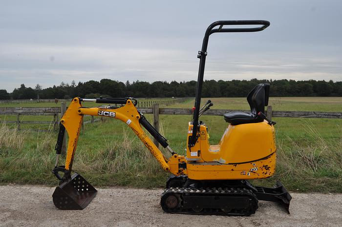 Used 2019 JCB 8008 CTS