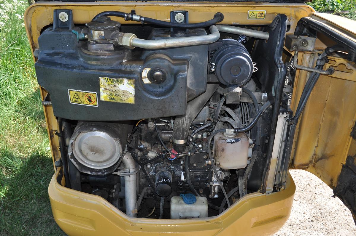 Used CATERPILLAR 301.6