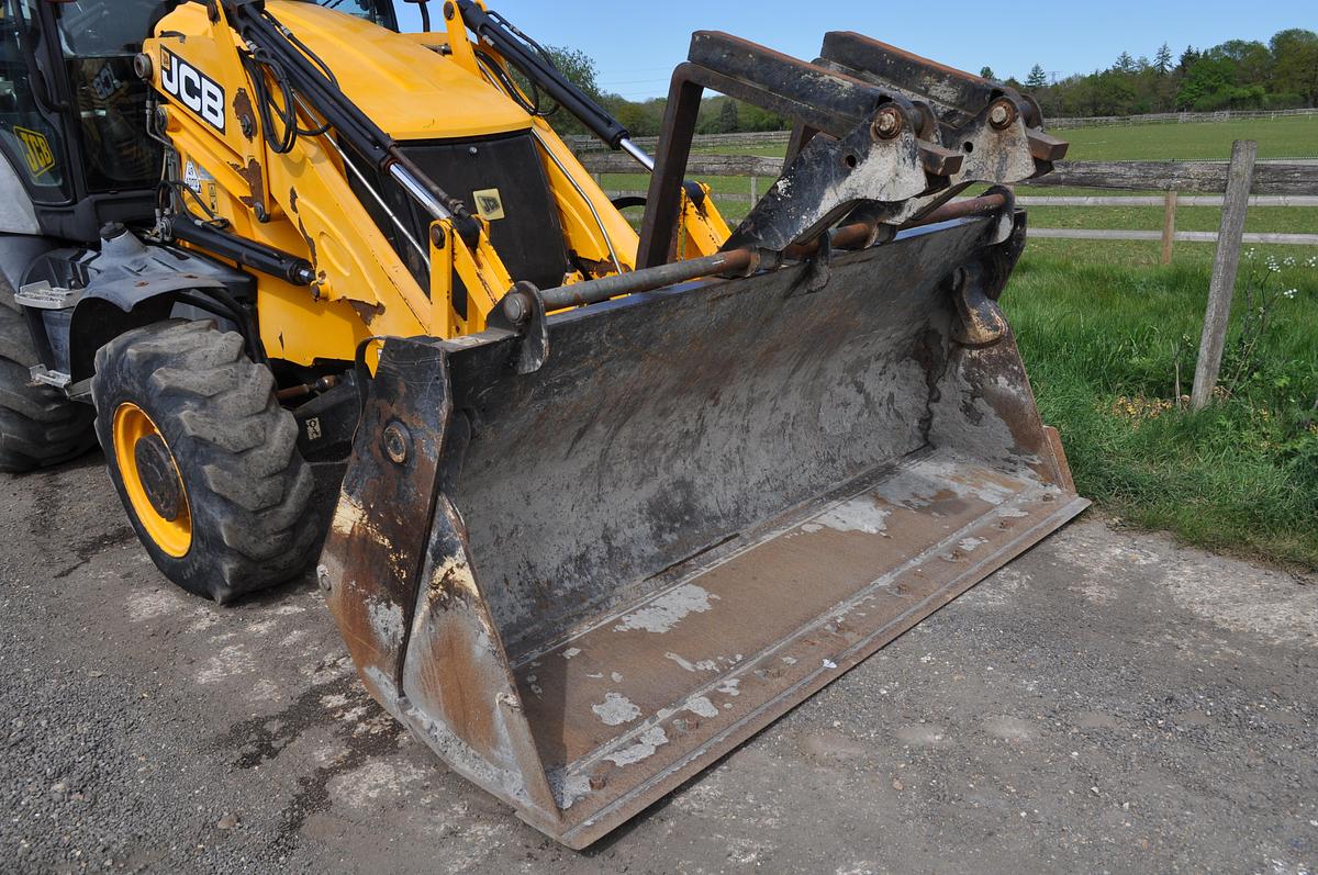 Used 2011 JCB 3CX SM