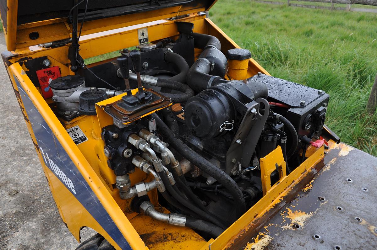 Used 2016 THWAITES 1T HI-TIP DUMPER