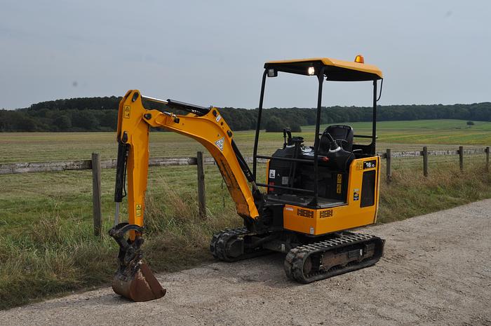 Used 2020 JCB 16C-1