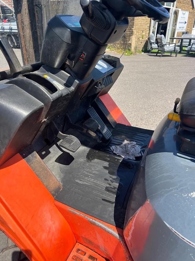 Used 2003 TOYOTA 02-7FDF30