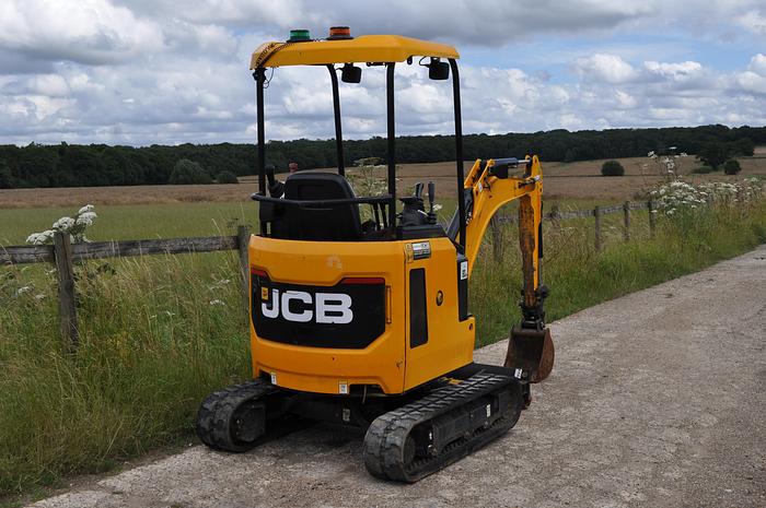 Used 2018 JCB 18Z-1