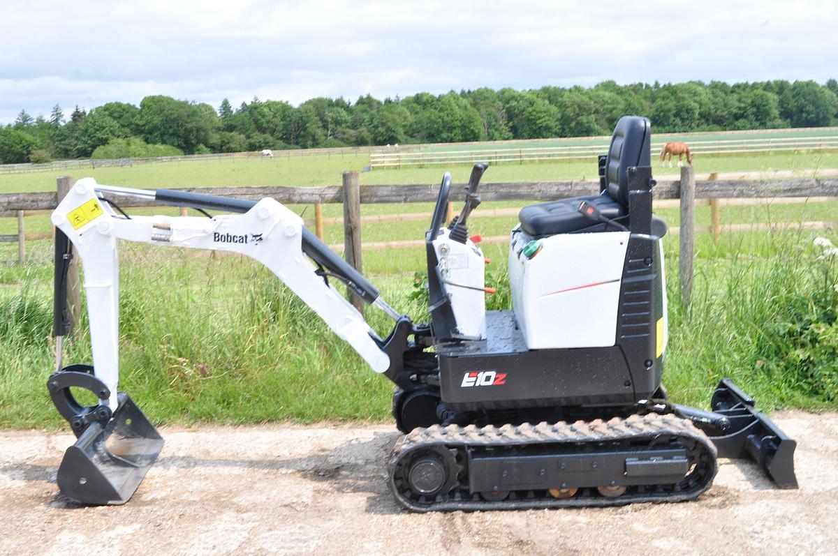 Used 2010 BOBCAT E10