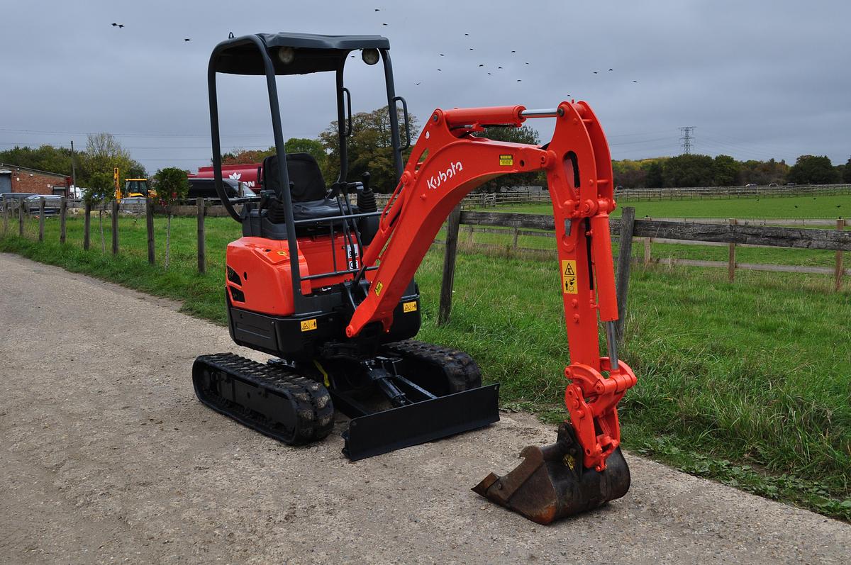 Used 2016 KUBOTA U17-3a