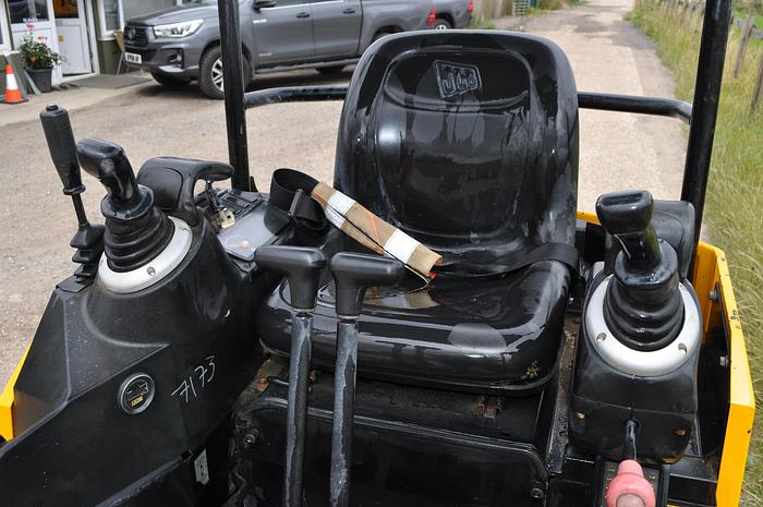 Used 2018 JCB 18Z-1