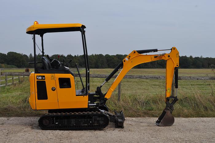 Used 2020 JCB 16C-1