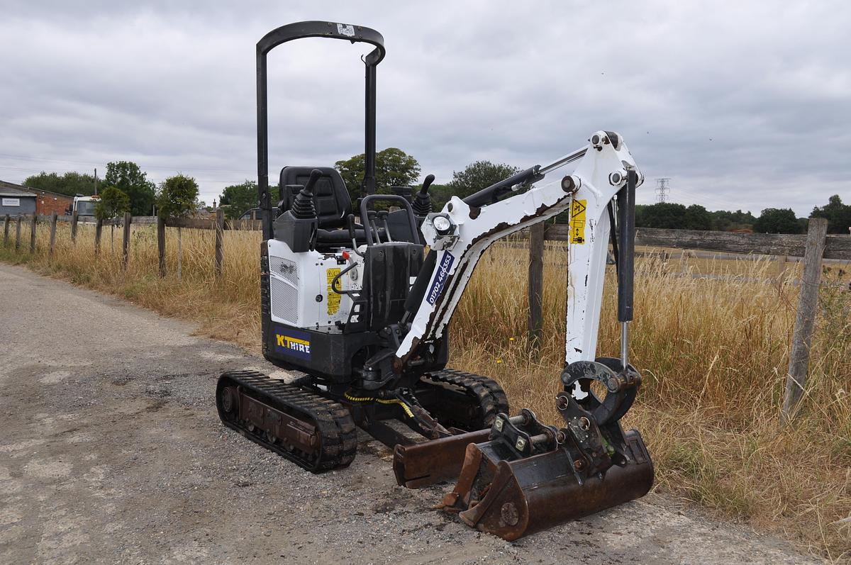 Used 2021 BOBCAT E10Z