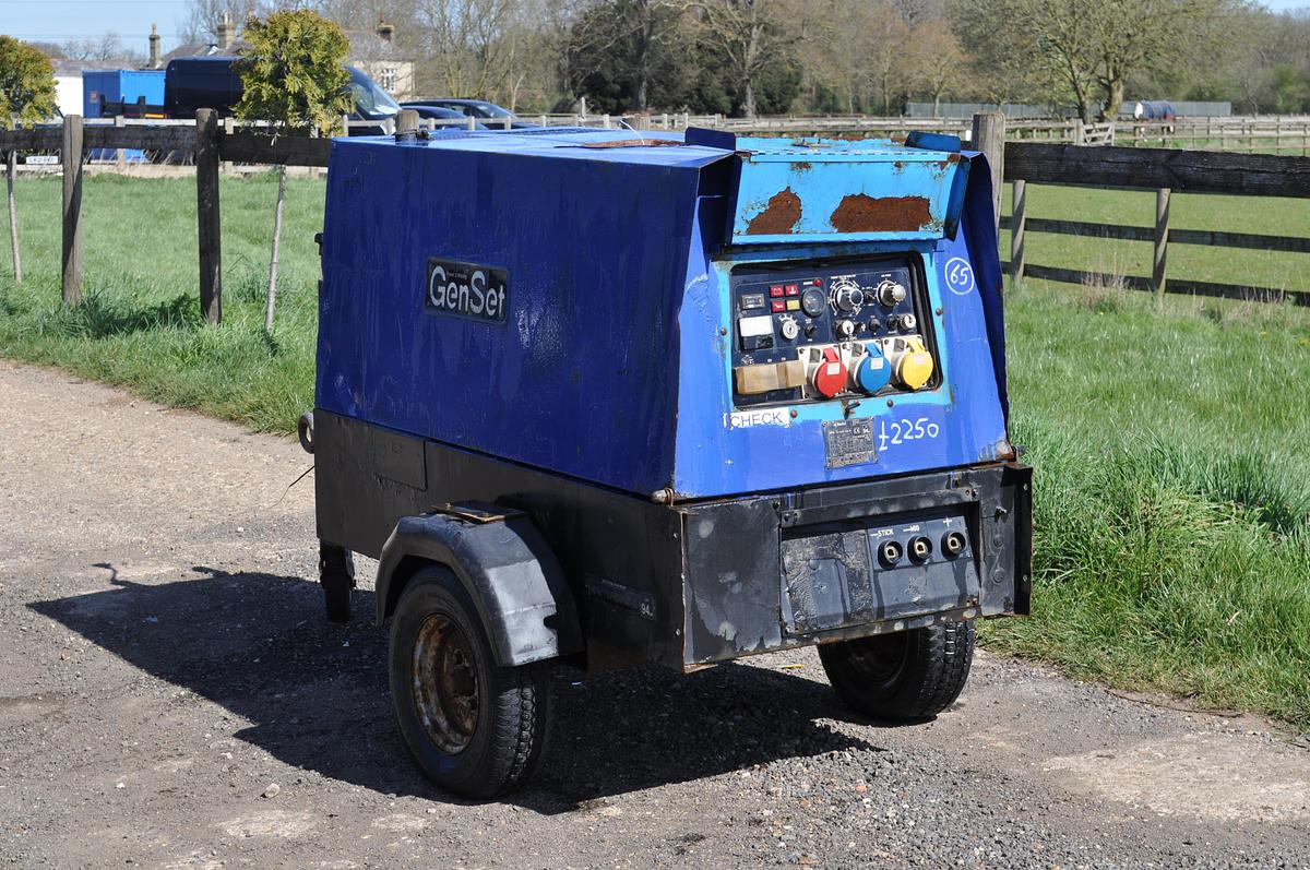Used 2008 GENSET MPM 12/400 SS-K Diesel Welder Generator
