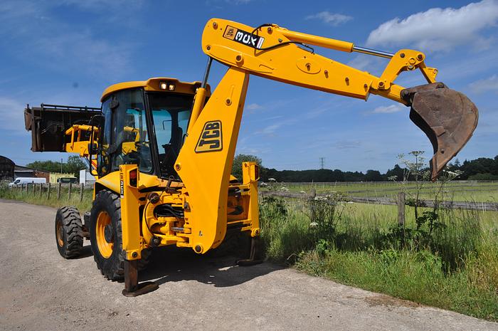 Used 2002 JCB 3CX SITEMASTER