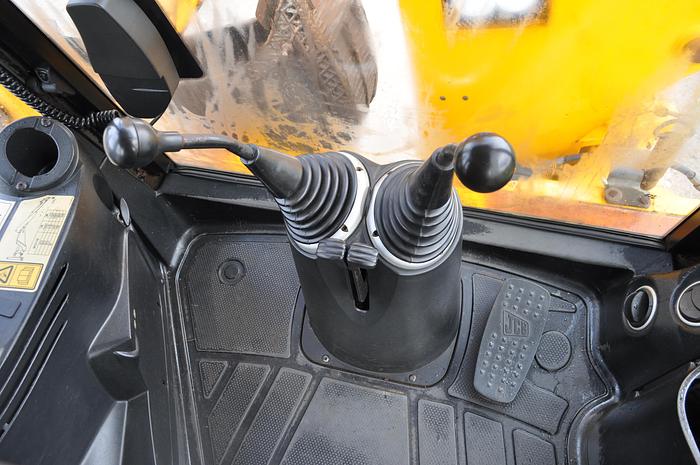 Used 2012 JCB 3CX SITEMASTER