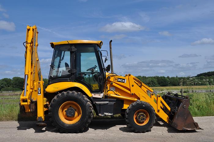 Used 2002 JCB 3CX SITEMASTER