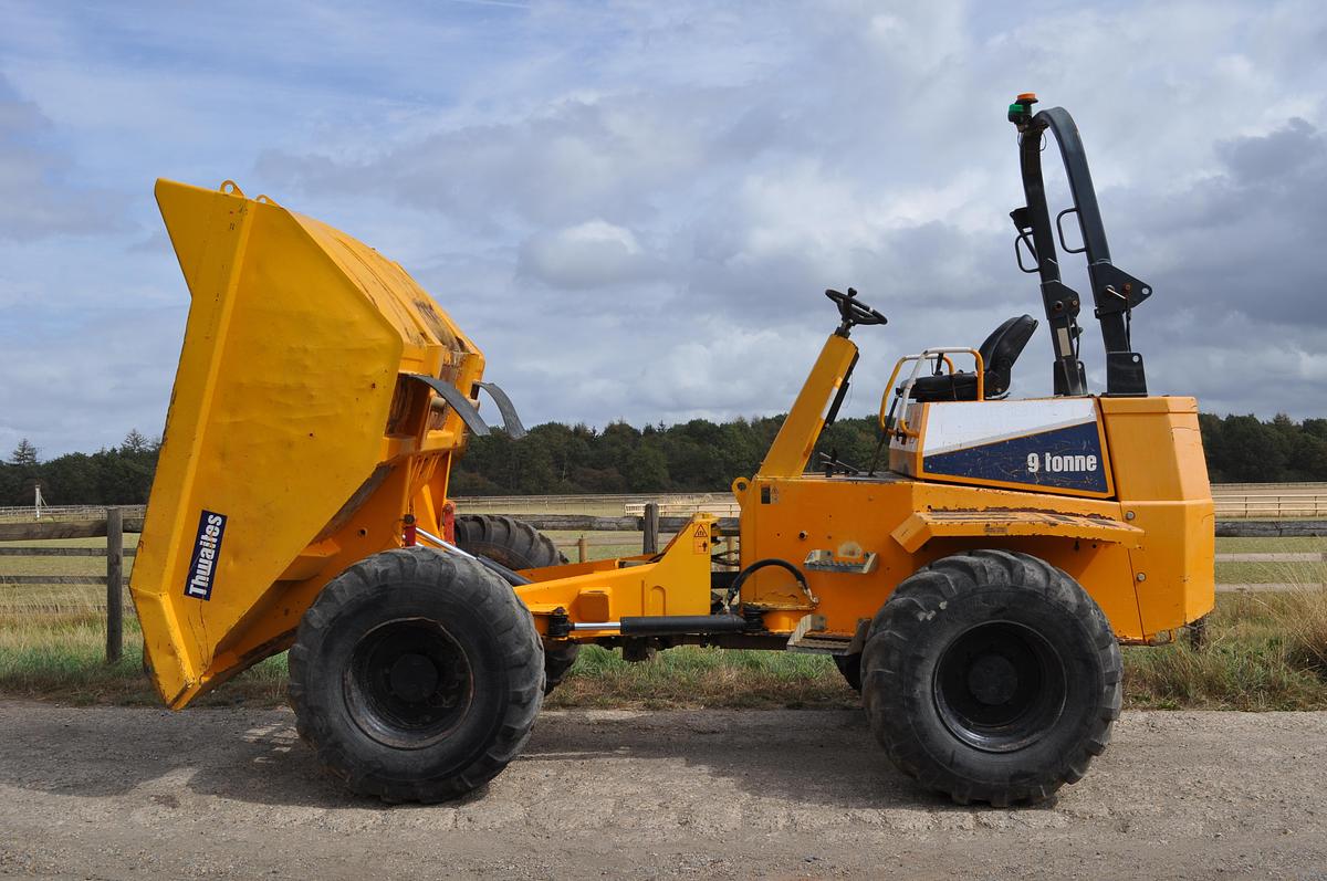 Used 2017 THWAITES MACH2090 9 TON